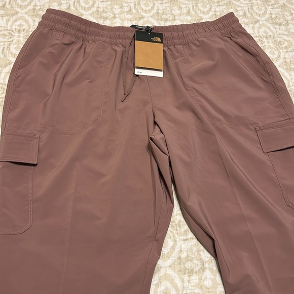 The North Face light purple cargo pants XXL - Picture 3 of 6